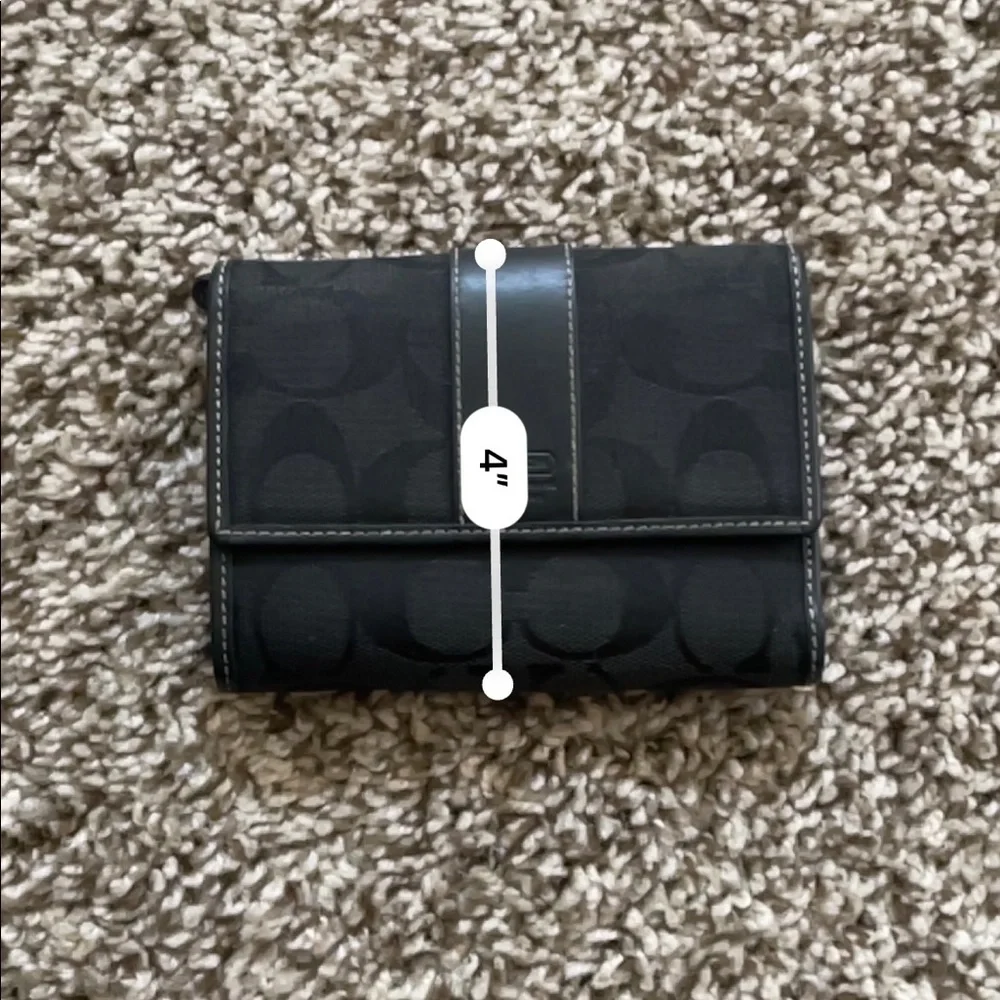 Coach Wallet - Picture 8 of 9